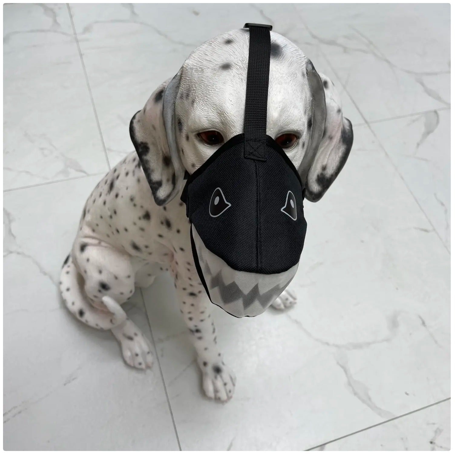 Unleash the Fun with Our Shark-Shaped Dog Muzzle! 🦈 Breathable & Adjustable for Your Furry Friend! 🐾