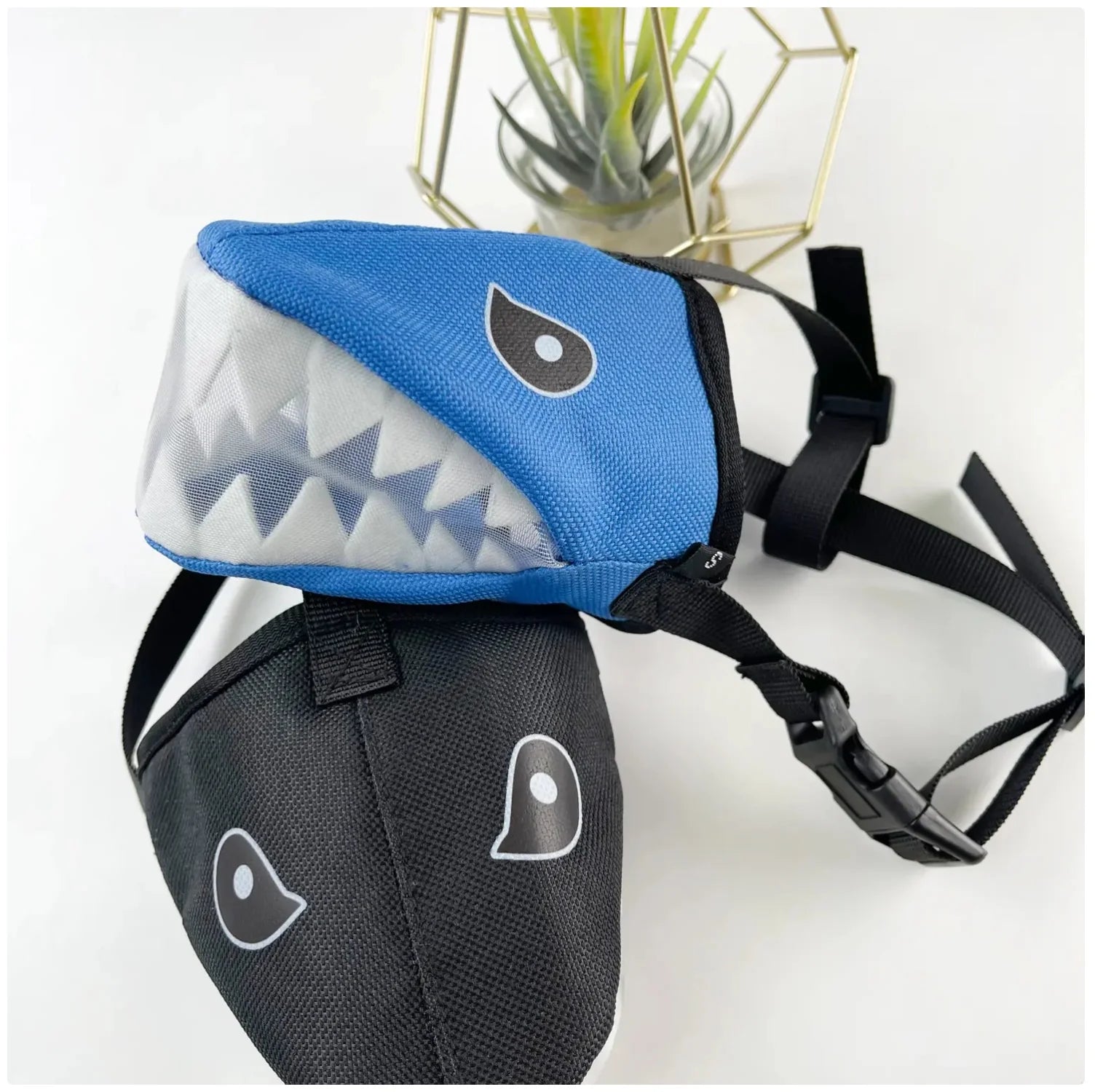 Unleash the Fun with Our Shark-Shaped Dog Muzzle! 🦈 Breathable & Adjustable for Your Furry Friend! 🐾