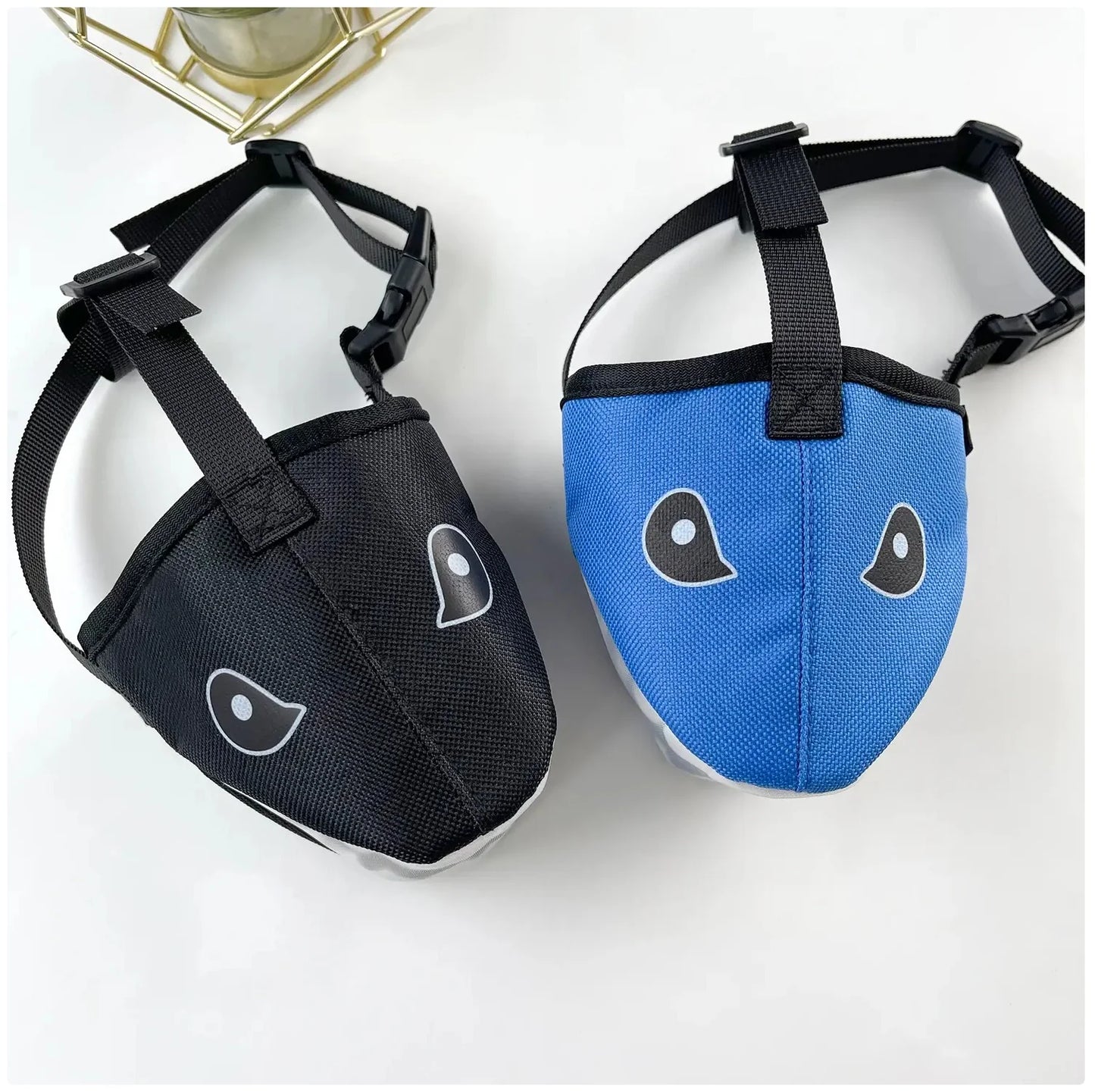 Unleash the Fun with Our Shark-Shaped Dog Muzzle! 🦈 Breathable & Adjustable for Your Furry Friend! 🐾