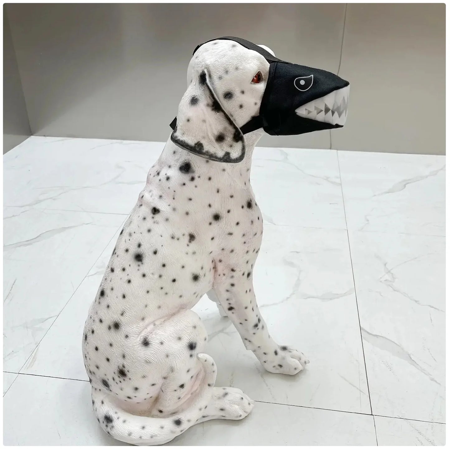 Unleash the Fun with Our Shark-Shaped Dog Muzzle! 🦈 Breathable & Adjustable for Your Furry Friend! 🐾